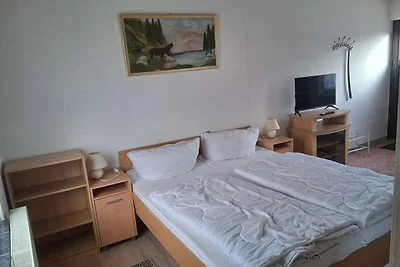 Studio mit Grillmöglichkeit im Garten