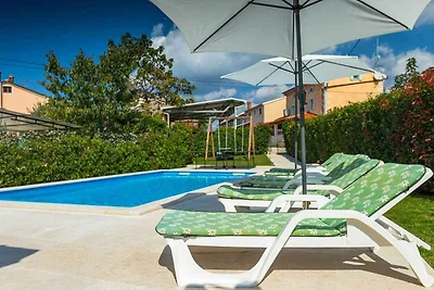 Villa mit Pool