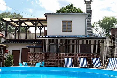 Ferienwohnung mit Terrasse, Pool und