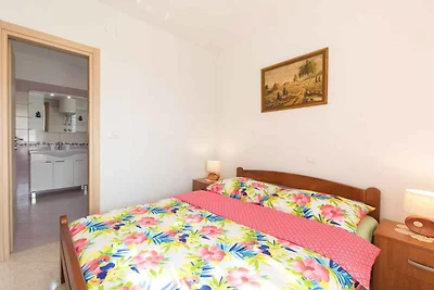 Ferienwohnung mit Terrasse und Klimaanlage