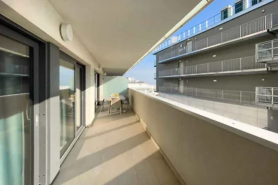 Ferienwohnung mit Klimaanlage und Balkon mit