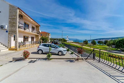 Ferienwohnung mit Klimaanlage und Meerblick i