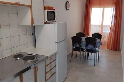 Ferienwohnung mit Balkon, Garten und Grill