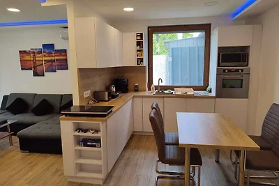 Ferienhaus mit Whirlpool, Klimaanlage und