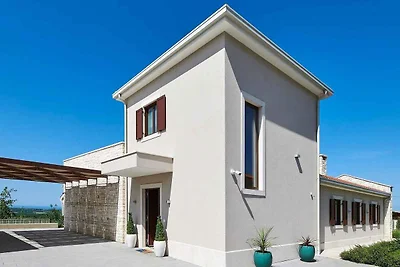 Villa mit Klimaanlage und Pool