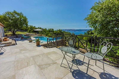 Ferienhaus mit Klimaanlage und Aussenpool