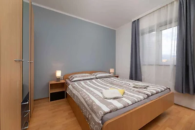 Ferienwohnung mit Balkon und Klimaanlage