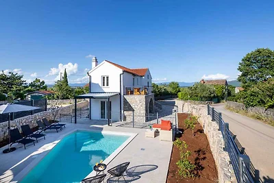 Villa mit Pool