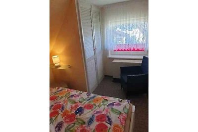 Ferienwohnung unter Schilfdach, nur 100 m zum