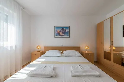 Holiday flat family holiday Ciovo, Mastrinka