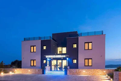 Ferienwohnung mit Pool und Klimaanlage