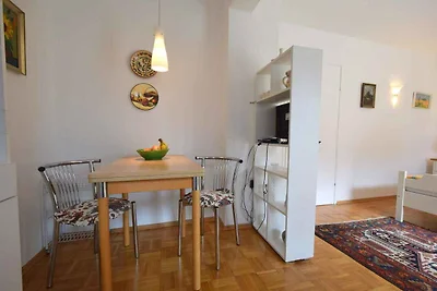 Studio mit Balkon und Internet
