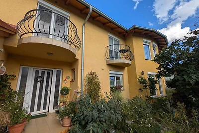 Ferienwohnung mit Grill und Gartenpavilion