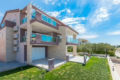 Ferienwohnung Familienfreundlich mit Klimaanl