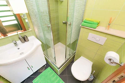 Ferienwohnung mit Klimaanlage und Terrasse