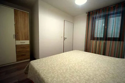 Ferienwohnung mit Terrasse und Grill