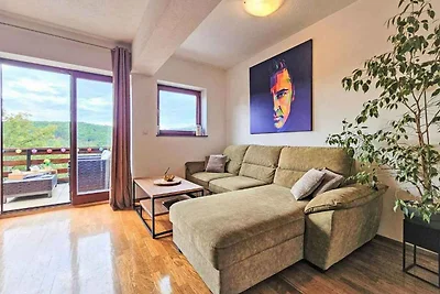 Komfortable Ferienwohnung Bilice mit Aussenpo