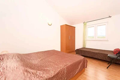 Ferienwohnung mit Terrasse und Klimaanlage