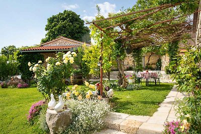 Ferienwohnung mit Aussenpool und Terrasse