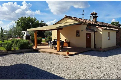 Villa mit Swimmingpool, WLAN und Klimaanlage 