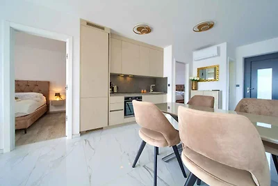 Ferienwohnung Mira Residence, 4 Personen