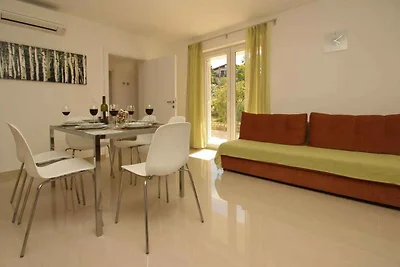 Ferienwohnung mit Terrasse und Klimaanlage