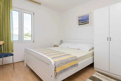 Ferienwohnung mit Klimaanlage, Balkon