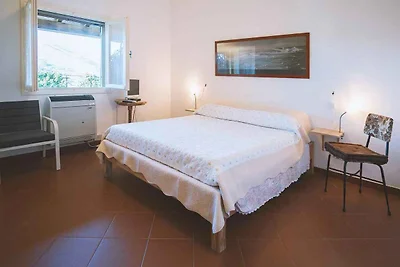 Ferienwohnung mit Klimaanlage und Garten
