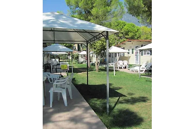 Mobilehome mit Terrasse, Klimaanlage und Pool