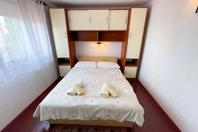 Ferienwohnung mit 3 Schlafzimmern und Balkon