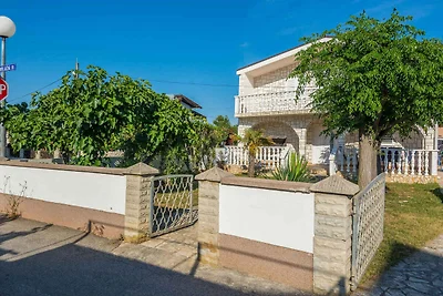 Geräumiges Appartement in ruhiger Lage auf de