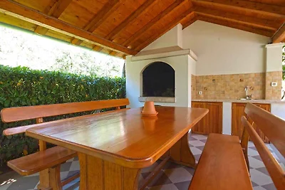 Ferienwohnung mit Terrasse und Klimaanlage