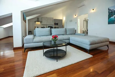 Moderne Seafront Apartments in Mrljane auf de