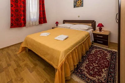 Ferienwohnung mit Klimaanlage und Pool