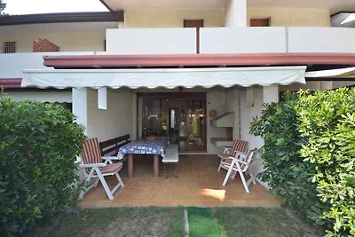 Ferienwohnung mit Terrasse und Klimaanlage