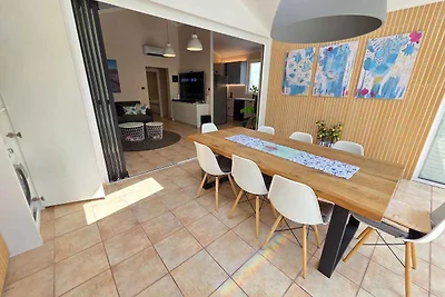 Ferienhaus mit Klimaanlage, Parkplatz und