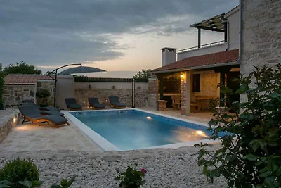 Ferienwohnung Rocco in Debeljak mit privatem 