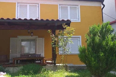 Ferienhaus mit einem schönen Garten