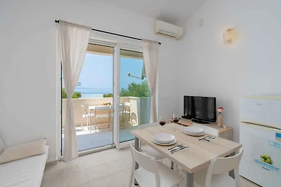 Ferienwohnung mit Balkon und Meerblick