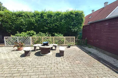 Ferienwohnung mit Pool, WLAN und Terrasse