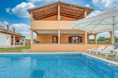 Ferienwohnung mit privatem Pool