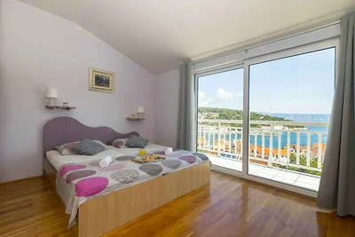 apartman za odmor Obiteljski odmor Jelsa