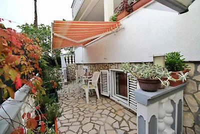 Ferienwohnung mit Terrasse und Grill