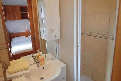 Ferienwohnung mit Terrasse und Meerblick