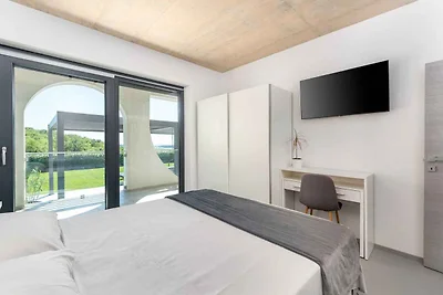 FerienHaus mit Swimmingpool und Meerblick