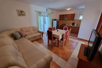 Ferienwohnung mit Balkon und Klimaanlage