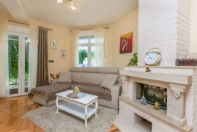 Ferienwohnung mit Terrasse und Grill