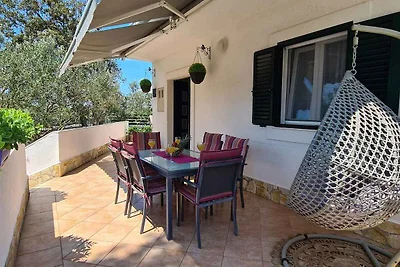 Ferienhaus mit Terrsse und Klimaanlage