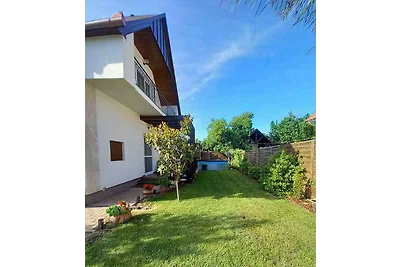 Ferienhaus mit Pool und Internet