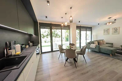 Ferienwohnung neugebaut mit WLAN, Klimaanlage